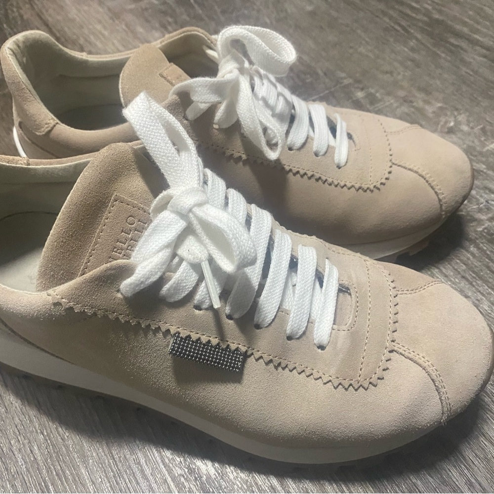 BRUNELLO CUCINELLI
Bead-embellished suede sneakers - Picture 3 of 7
